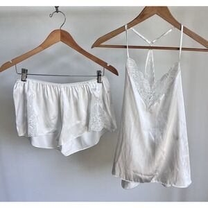 Women's In Bloom by Jonquil White Lace Silky Pajama 2pc Set Top Shorts Sz Large